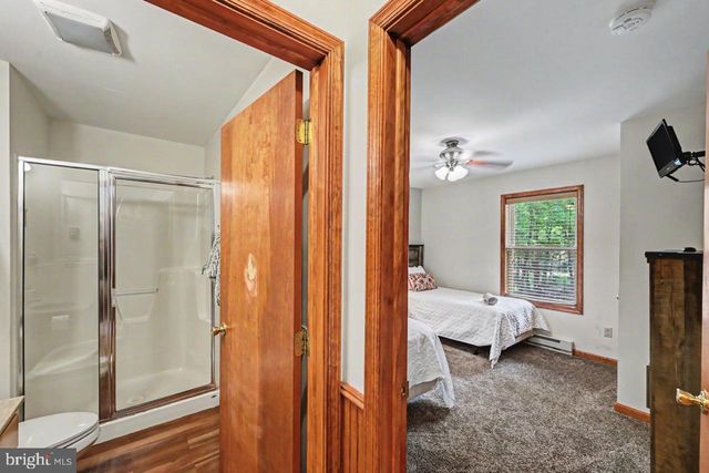 41 LUPINE DR, Lake Harmony, PA 18624