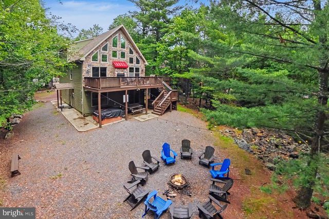 41 LUPINE DR, Lake Harmony, PA 18624