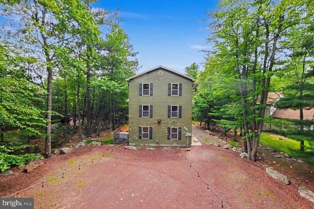 41 LUPINE DR, Lake Harmony, PA 18624