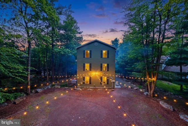 41 LUPINE DR, Lake Harmony, PA 18624