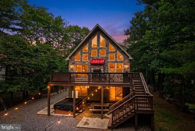 41 LUPINE DR, Lake Harmony, PA 18624