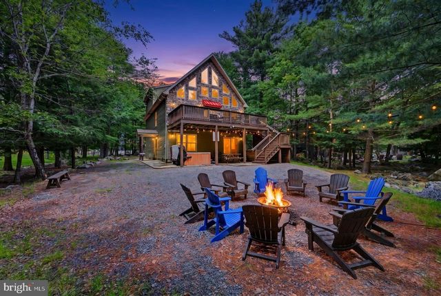 41 LUPINE DR, Lake Harmony, PA 18624
