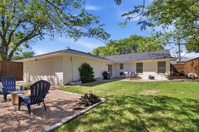 2250 Peavy Circle, Dallas, TX 75228