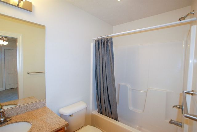 808 W 2ND Street 1, Erie, PA 16507