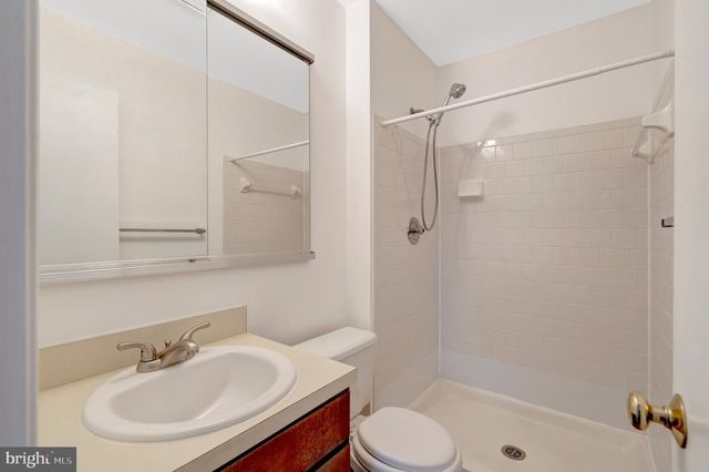 4152 PLACID LAKE CT, Chantilly, VA 20151