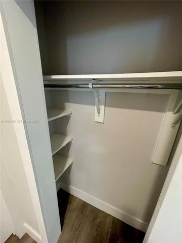 125 Edgewater Dr 1, Coral Gables, FL 33133