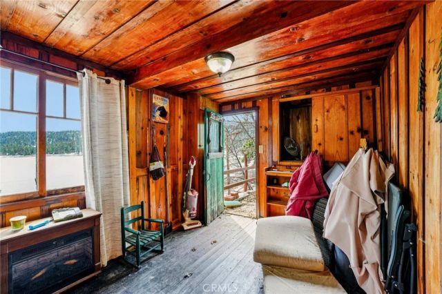 246 Big Bear Trail, Big Bear Lake, CA 92315