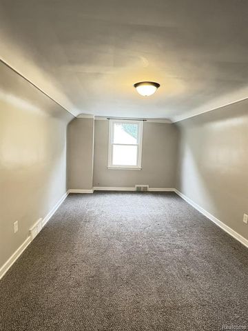 21707 Alger Street, Saint Clair Shores, MI 48080