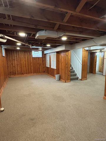 21707 Alger Street, Saint Clair Shores, MI 48080