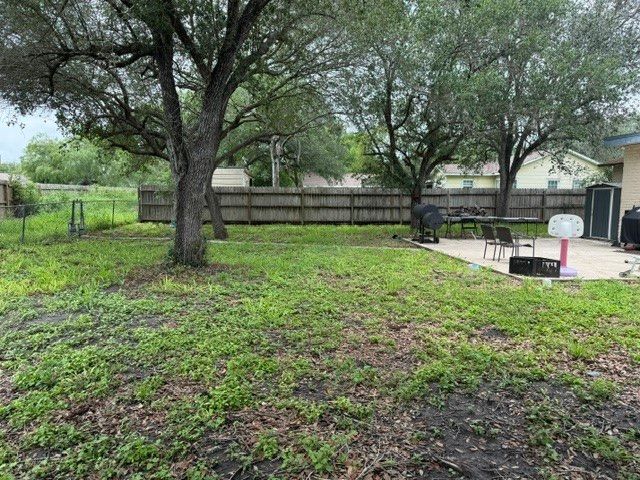 800 Lincoln St, Alice, TX 78332