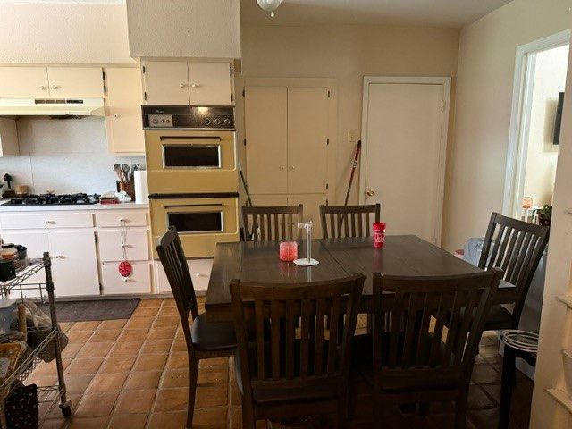 800 Lincoln St, Alice, TX 78332