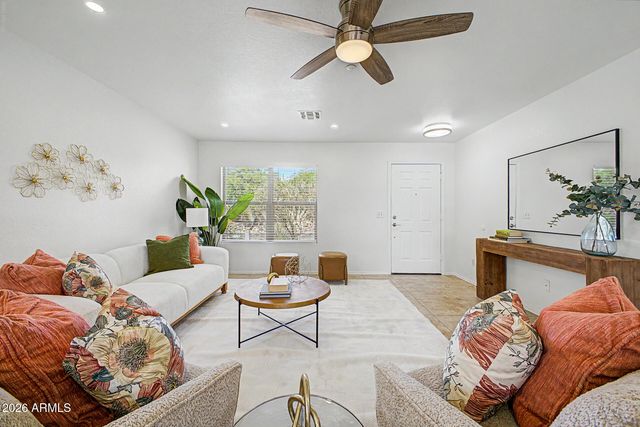 7500 E DEER VALLEY Road 86, Scottsdale, AZ 85255