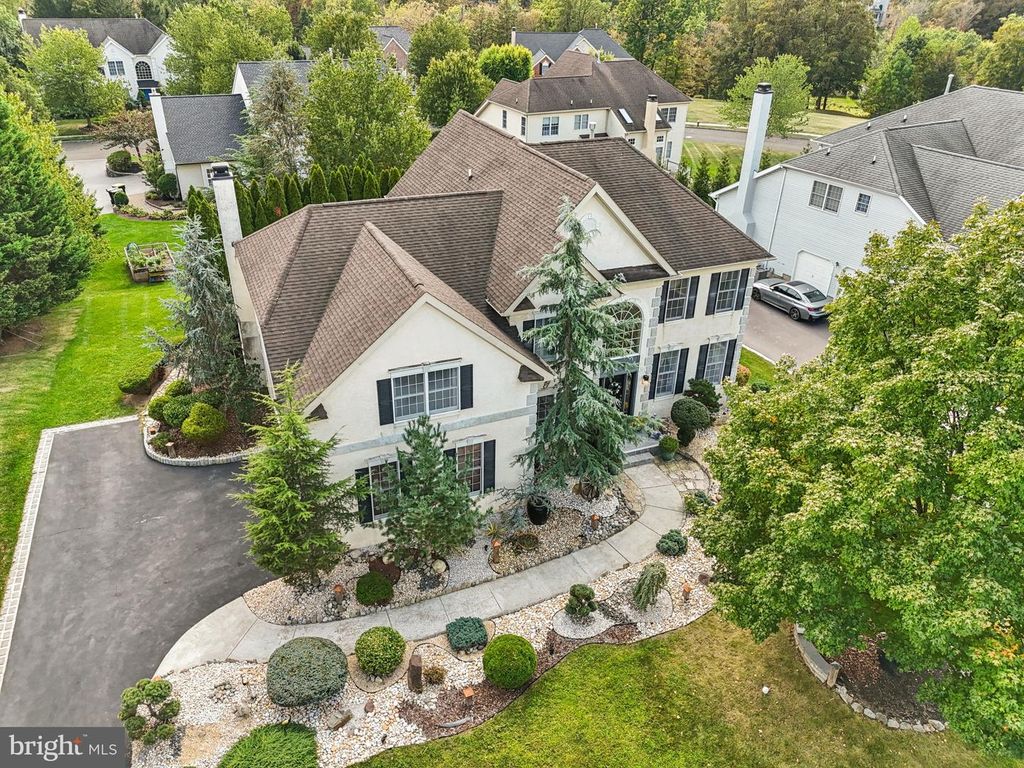 1834 AUGUSTA DR, Jamison, PA 18929