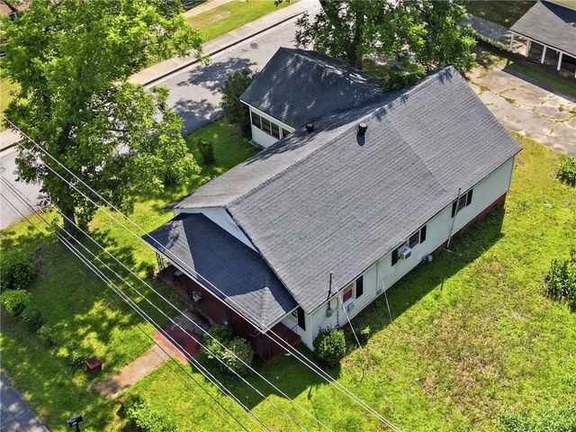 272 N Dogwood Avenue, Social Circle, GA 30025