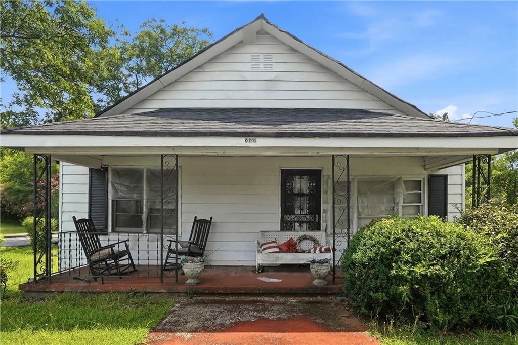 272 N Dogwood Avenue, Social Circle, GA 30025