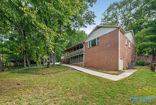 7904 Smoke Rise Road SE, Huntsville, AL 35802