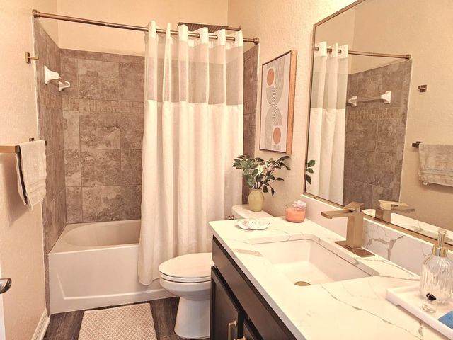 2962 HARLOW AVENUE, St Cloud, FL 34772