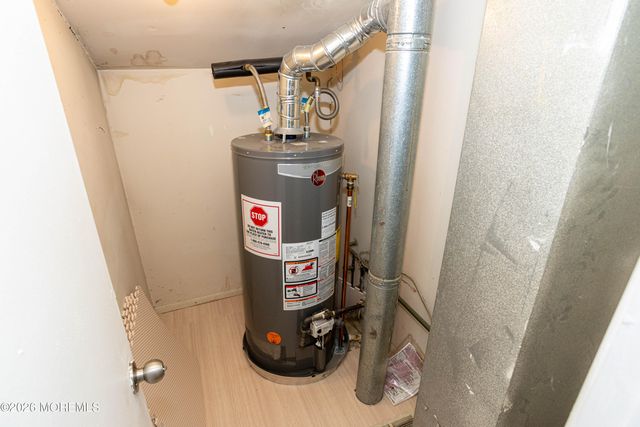 60 County Road 21, Cliffwood, NJ 07721