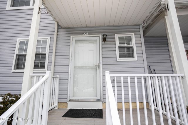 60 County Road 21, Cliffwood, NJ 07721