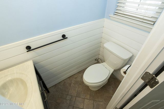 60 County Road 21, Cliffwood, NJ 07721