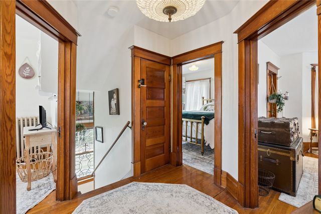 426 East Street, Grinnell, IA 50112