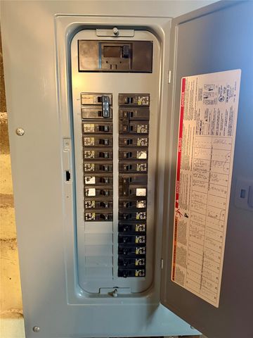 426 East Street, Grinnell, IA 50112