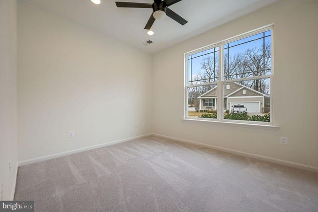 147 N RED HAVEN LN, Dover, DE 19901