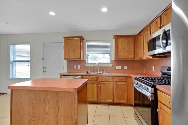 17922 Mission Bluff Lane, Richmond, TX 77407