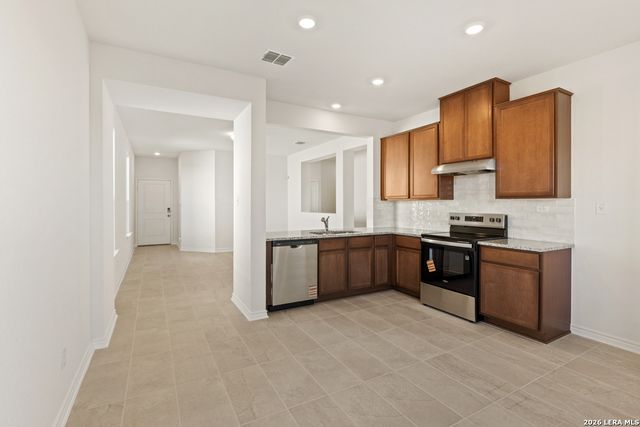 3905 WOODSIDE DRIVE, Seguin, TX 78155