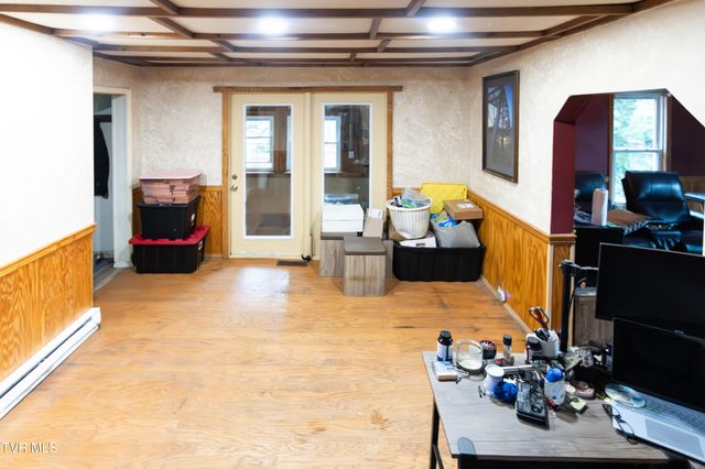 391 Railroad Street, Bluff City, TN 37618