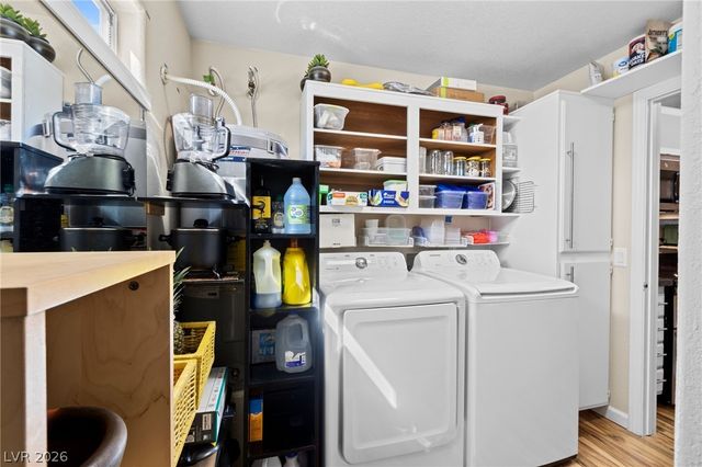 1800 Edmond Street 229, Las Vegas, NV 89146