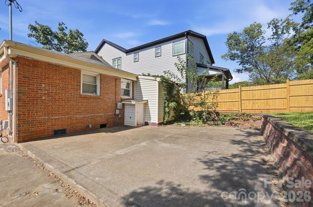 1009 Spruce Street, Charlotte, NC 28203