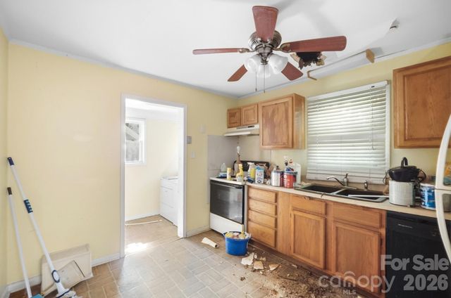 1009 Spruce Street, Charlotte, NC 28203