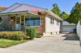2107 S Jefferson Street, Bay City, MI 48708