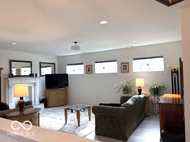 401 Sanders Street, Indianapolis, IN 46225