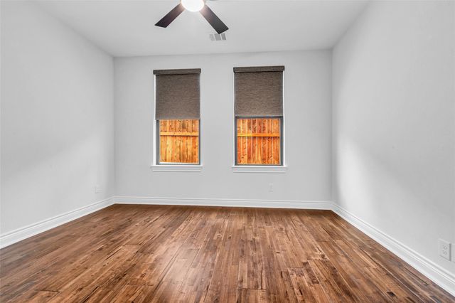 17 Bellingham Court, Montgomery, TX 77356