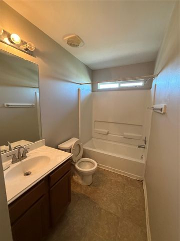 8615 Tartan Walk Lane, Houston, TX 77075