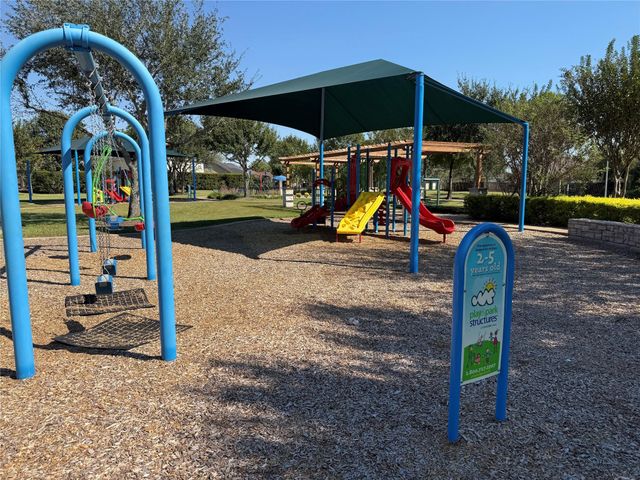 8615 Tartan Walk Lane, Houston, TX 77075