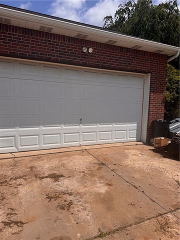 1308 Mckinley Dr, Jefferson Hills, PA 15025