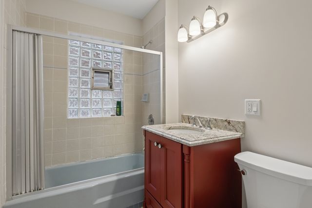 3748 S Honore Avenue, Chicago, IL 60609