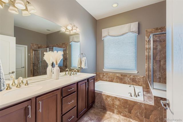 8265 S Country Club Parkway, Aurora, CO 80016