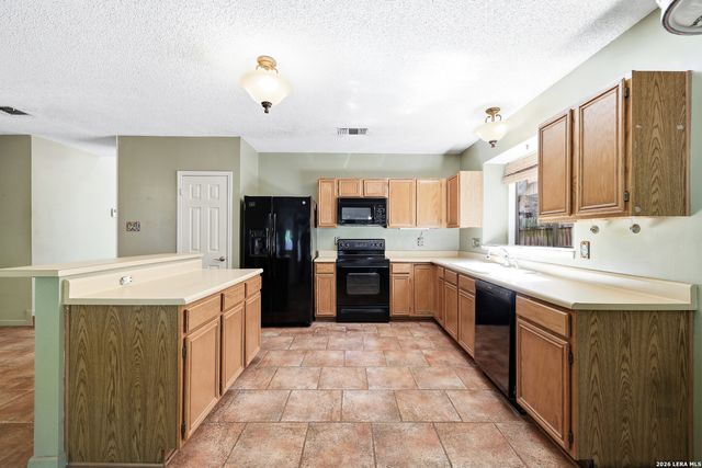 13735 Cedar Cyn, San Antonio, TX 78231