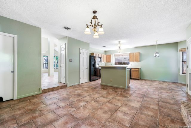 13735 Cedar Cyn, San Antonio, TX 78231