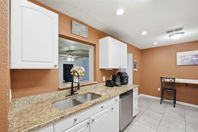 152 JENNY WAY, Lakeland, FL 33809