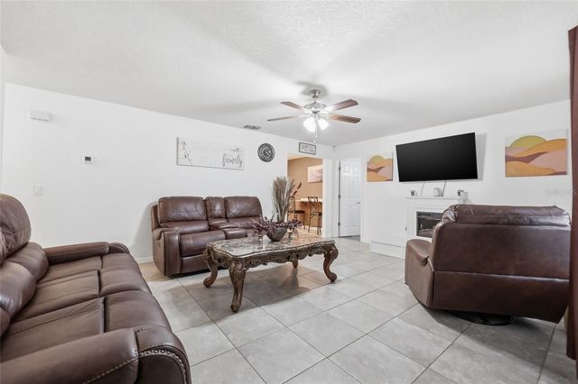 152 JENNY WAY, Lakeland, FL 33809