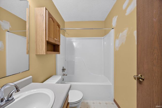 5811 W Waterstone Trace, Bloomington, IN 47403