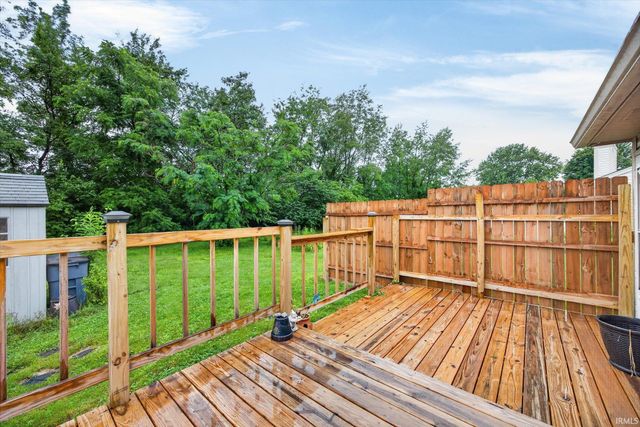 5811 W Waterstone Trace, Bloomington, IN 47403