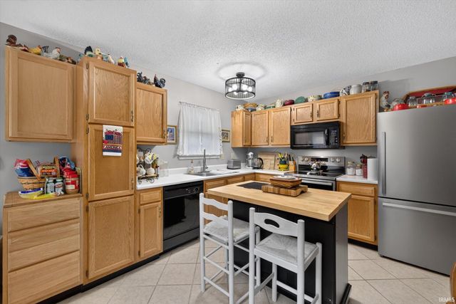 5811 W Waterstone Trace, Bloomington, IN 47403