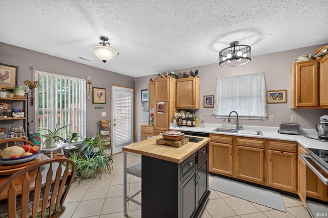 5811 W Waterstone Trace, Bloomington, IN 47403