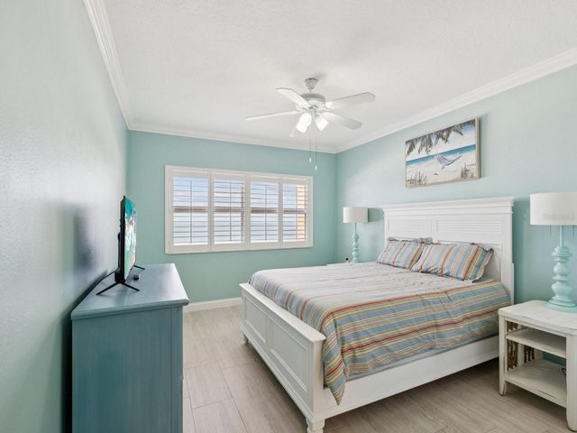 880 MANDALAY AVENUE C613, Clearwater Beach, FL 33767